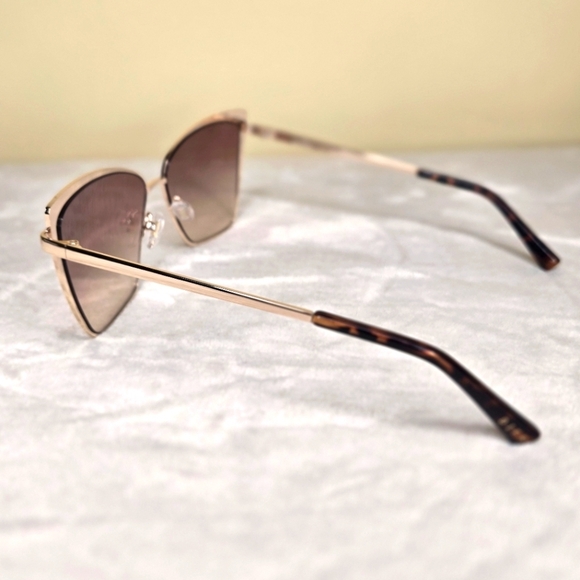Diff Becky Gold/Brown Lady's Sunglasses - Picture 9 of 15